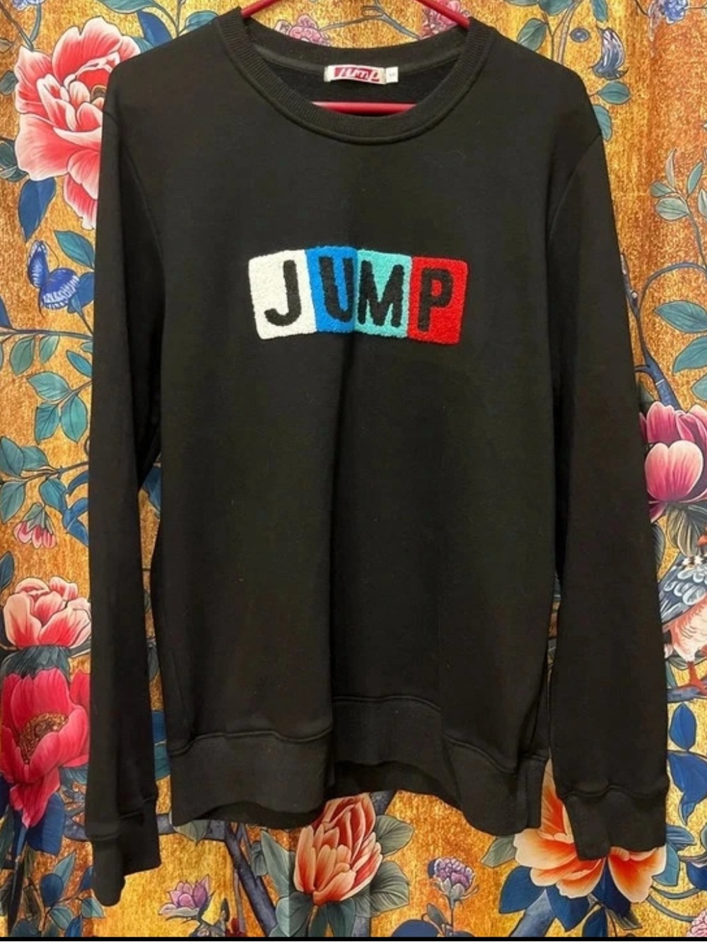JUMP Embroidered Logo Crewneck Sweater - Black- unisex